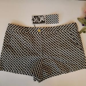 Diane Von Furstenberg Shorts, Size 4